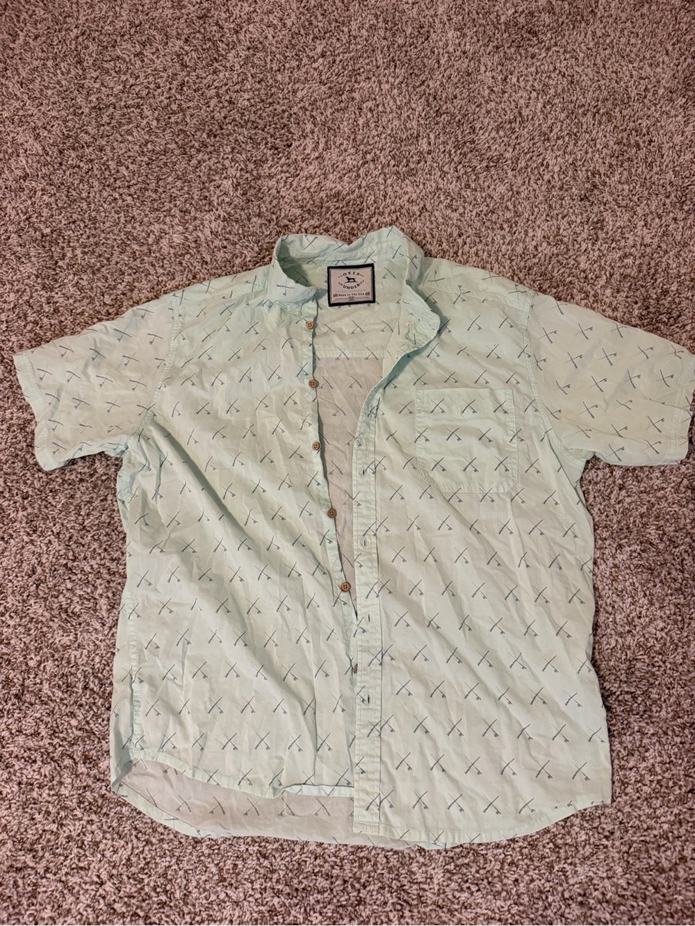 Casual Short-Sleeve Button-Down Shirt in Light Mint
